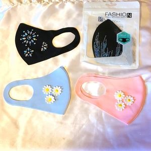 Fashion face mask lot of 4 new Rhinestones daisies